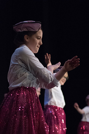 Fiona Watson dance show-25