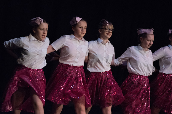 Fiona Watson dance show-81